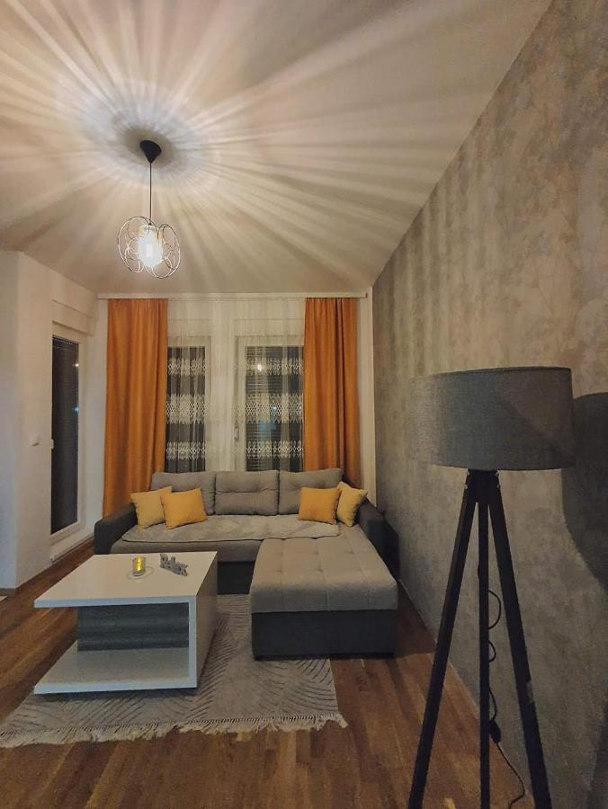 Zara 1 Apartman Bijeljina Exterior foto