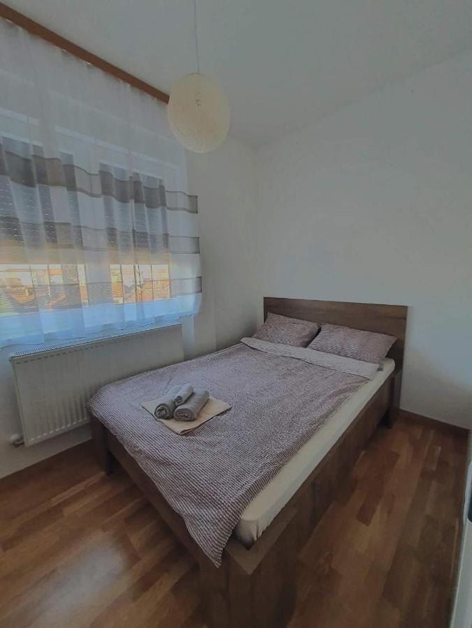 Zara 1 Apartman Bijeljina Exterior foto