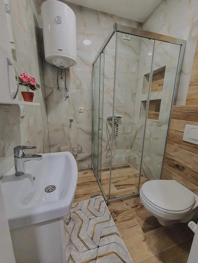 Zara 1 Apartman Bijeljina Exterior foto