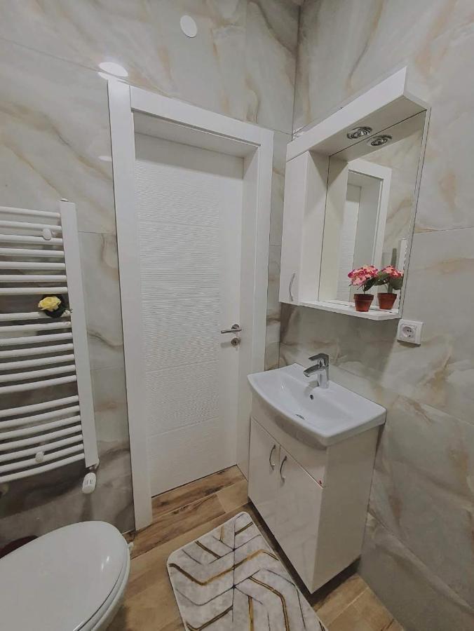 Zara 1 Apartman Bijeljina Exterior foto